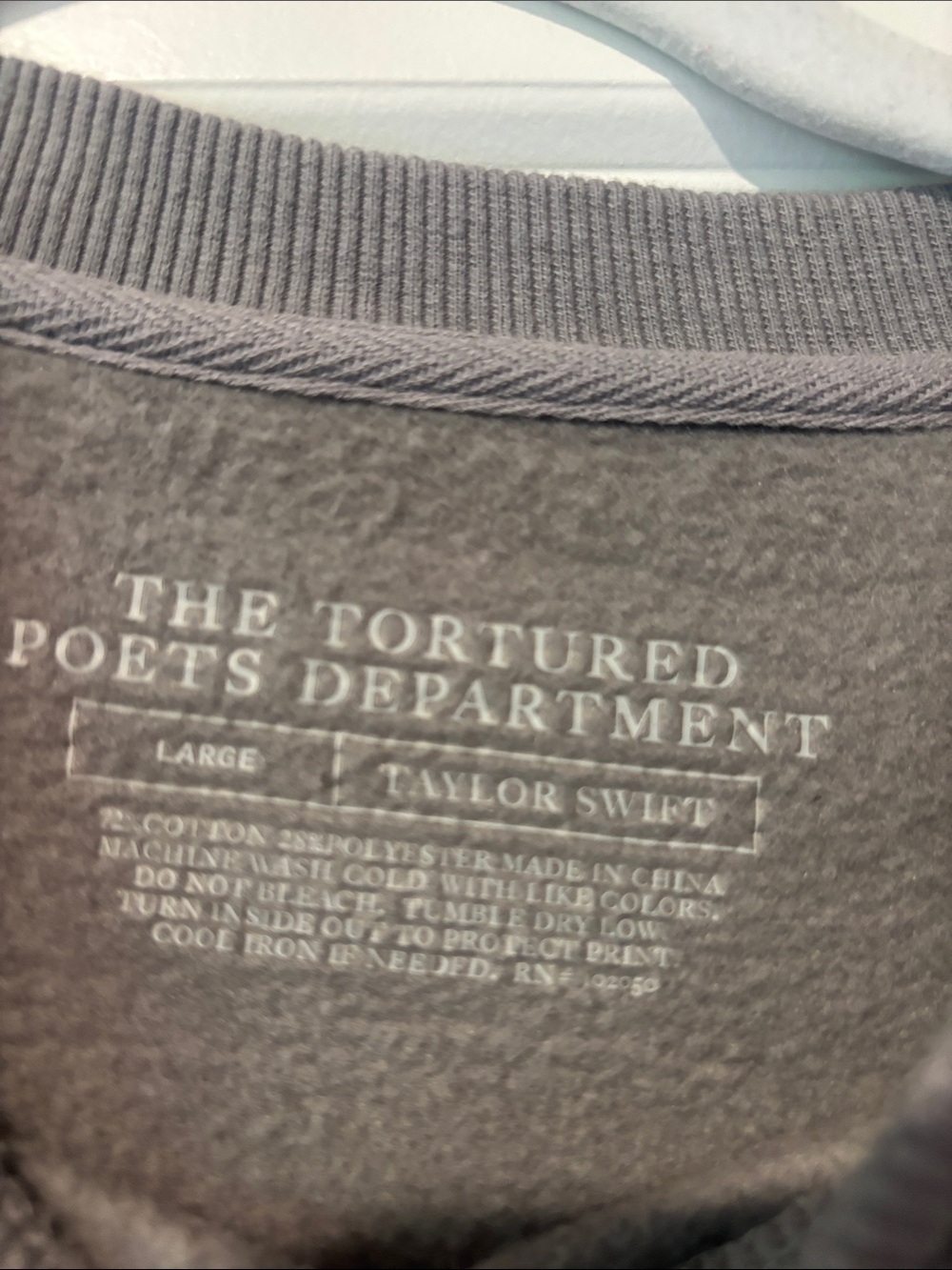 Taylor Swift TTPD Sweatshirt - Sz L - Picture 3 of 3